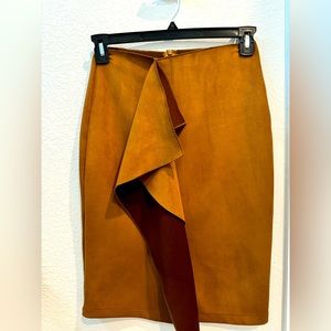 Gracia mustard skirt